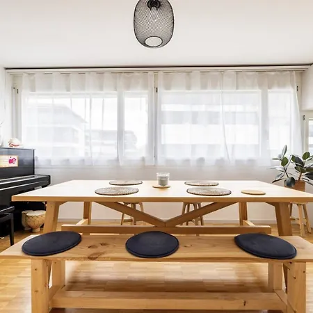 3,5 Pieces Avec Vue Et Pres Du Centre Apartman